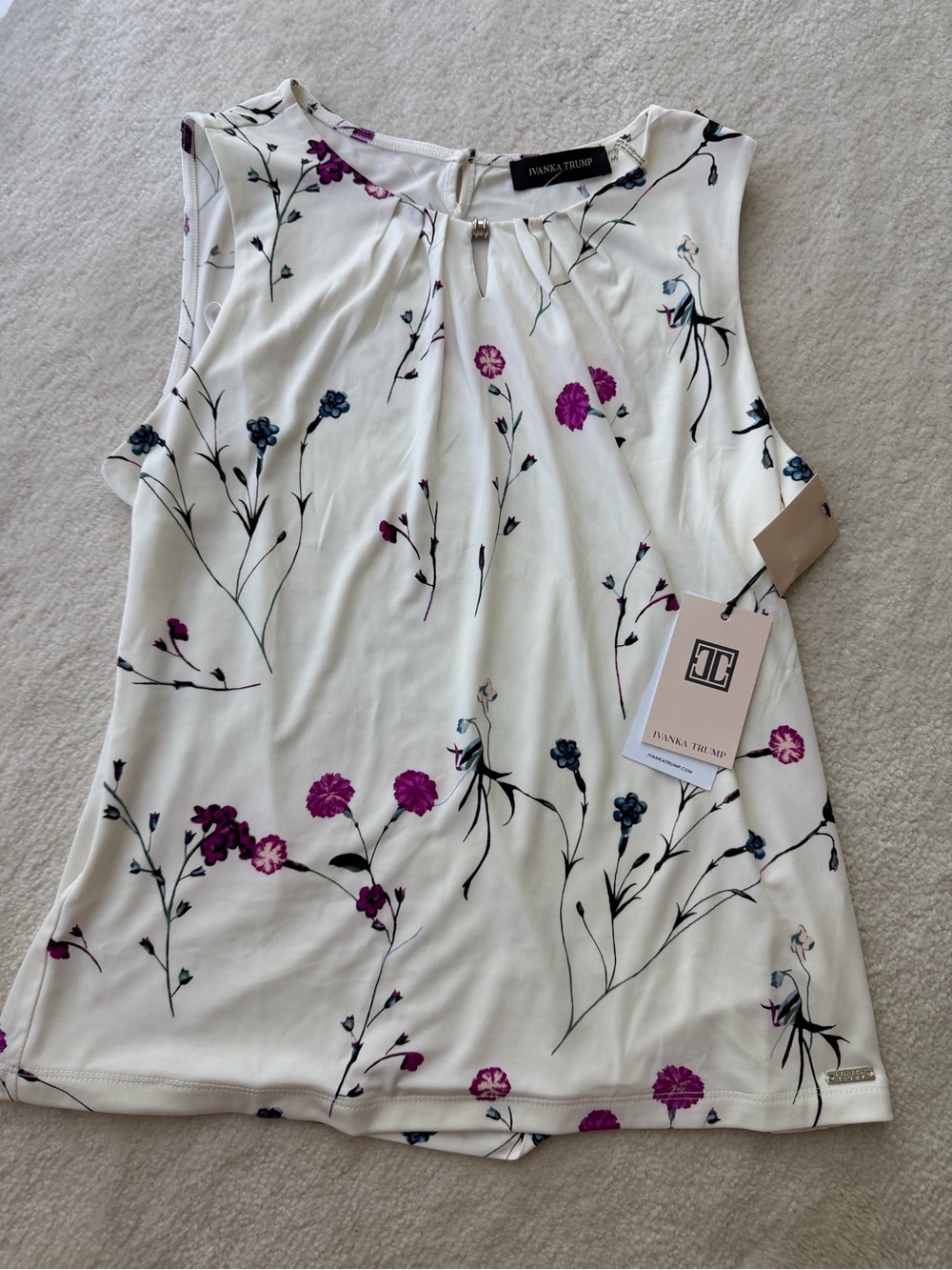 BNWT Ivanka Trump Cream Floral Sleeveless Blouse